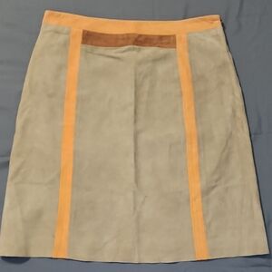 Vintage Chic Women's A-Line Skirt in Tan and Orange
